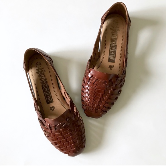 wide width huarache sandals